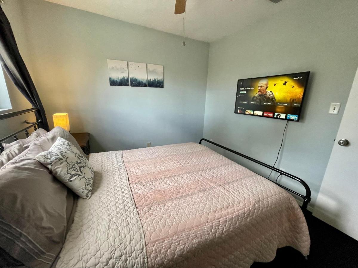 Urban Las Vegas Colonial In The Heart Of Vegas Villa Luaran gambar